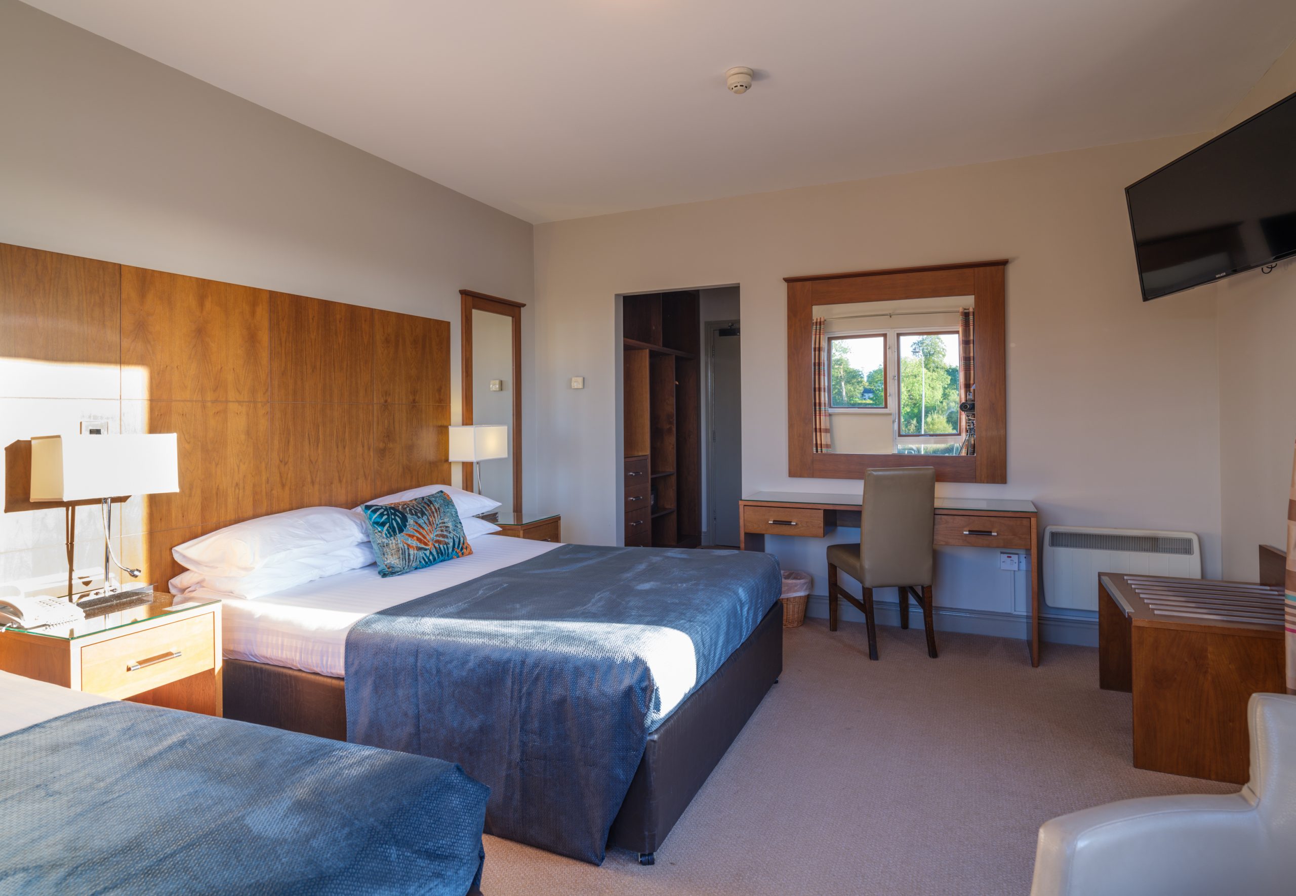 Family Rooms Carrick on Shannon at Cryan's Hotel